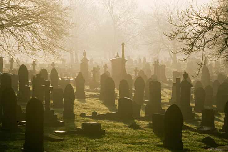 Che significa sognare il cimitero: tutte le interpretazioni