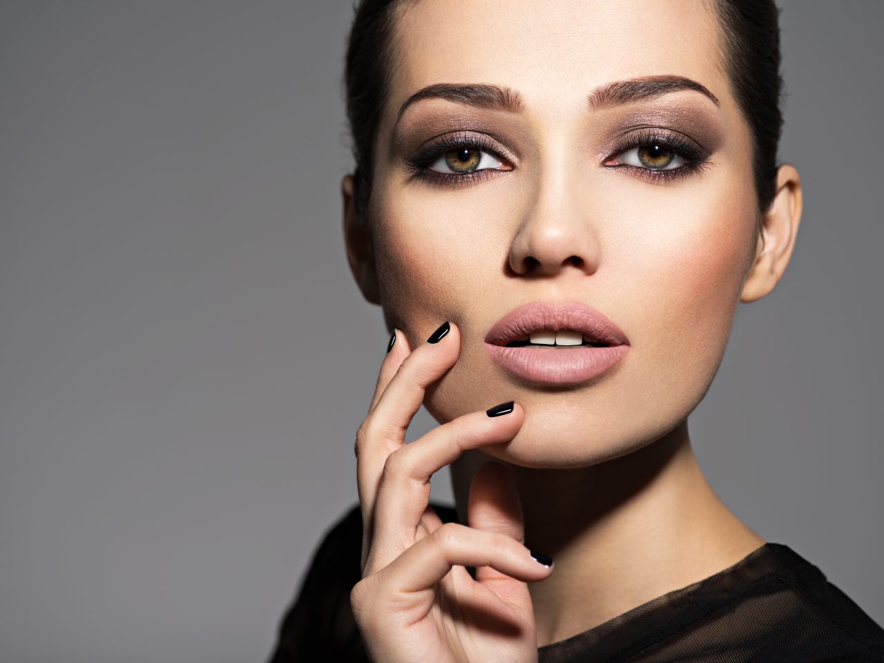 https://www.oroscopo.com/wp-content/uploads/2024/03/make-up-1280x960.jpg