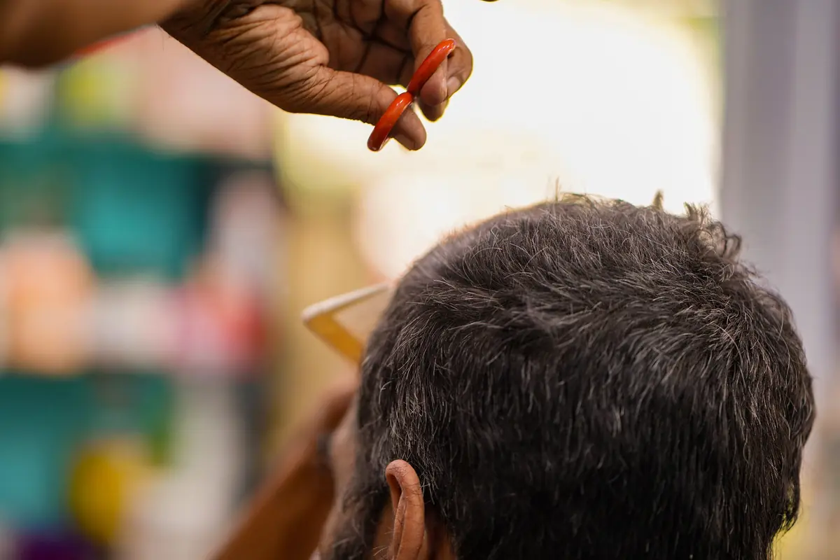 cosa significa sognare tagliare capelli